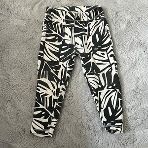 GUC Toddler Zara leggings Sz 2-3 years